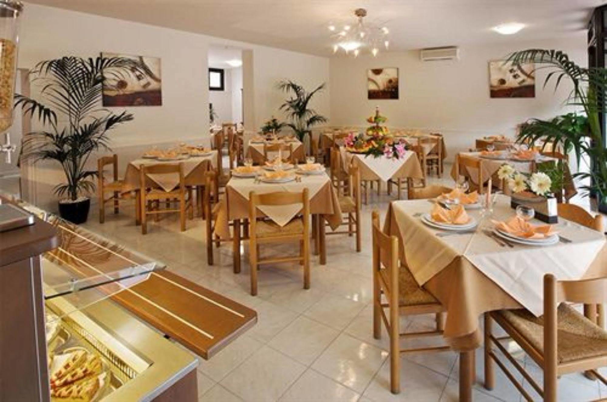 Roma Hotel